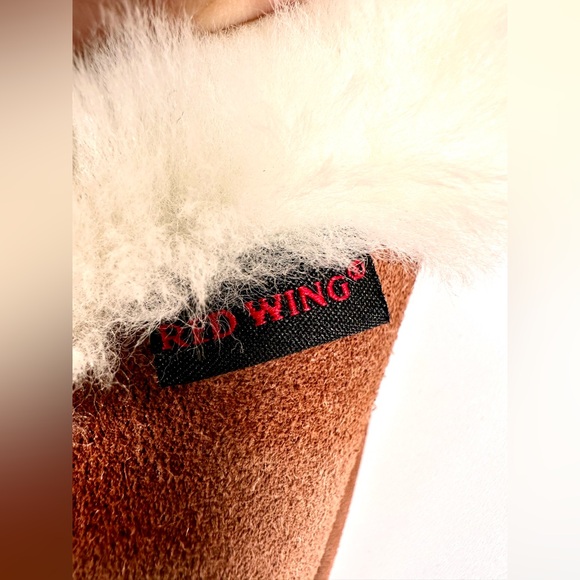 NWOT Red Wing Womens Slipper cowhide suede leather
100% sheepskin lining - Picture 7 of 10
